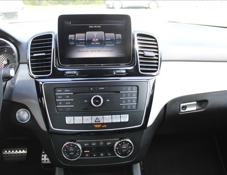 Mercedes-Benz GLE 19