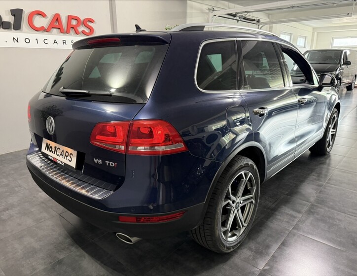 Volkswagen Touareg 5