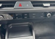 KIA Stonic CUV / Crossover 998,0 74 kw