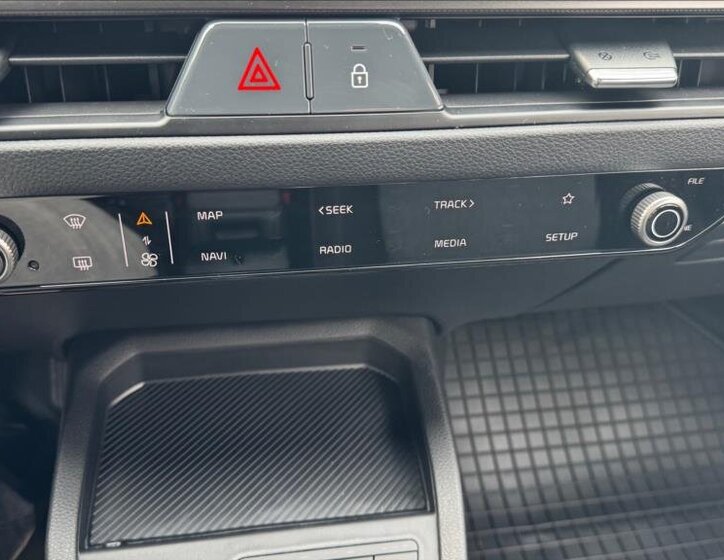 KIA Stonic CUV / Crossover 998,0 74 kw