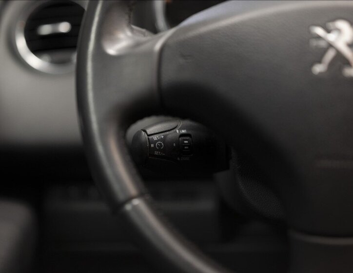 Peugeot 5008 MPV 1,6 l 88 kw