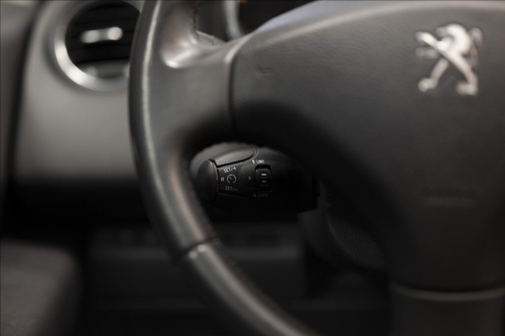Peugeot 5008 MPV 1,6 l 88 kw