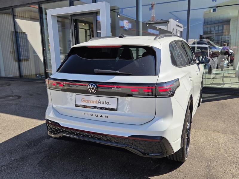 Volkswagen Tiguan SUV 2,0 l 195 kw