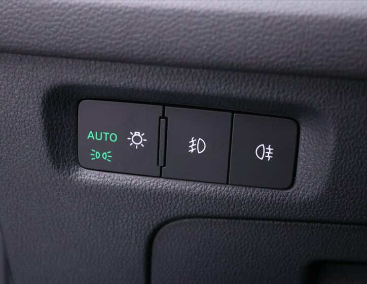 Škoda Octavia Liftback 2,0 l 85 kw