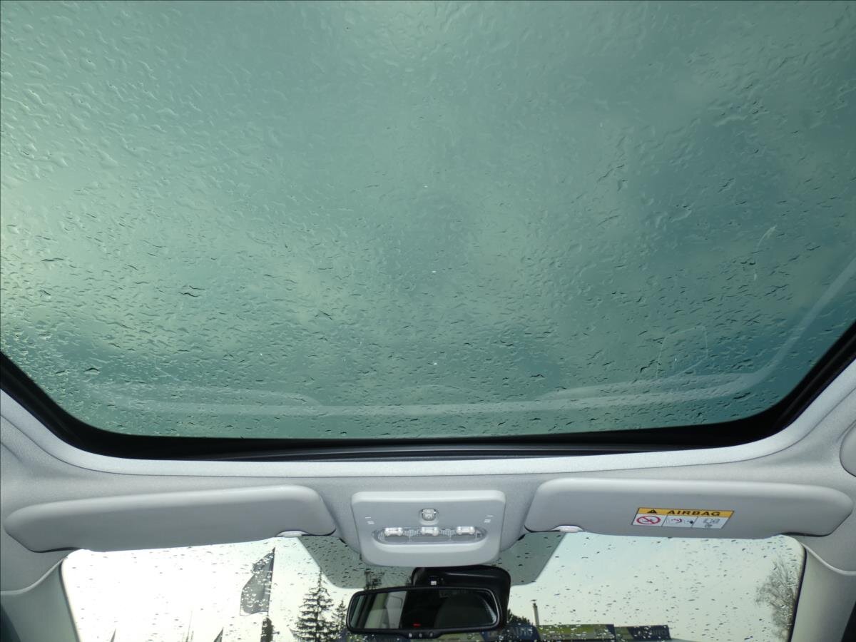 Nissan Qashqai SUV / Terénní 1,2 l 85 kw