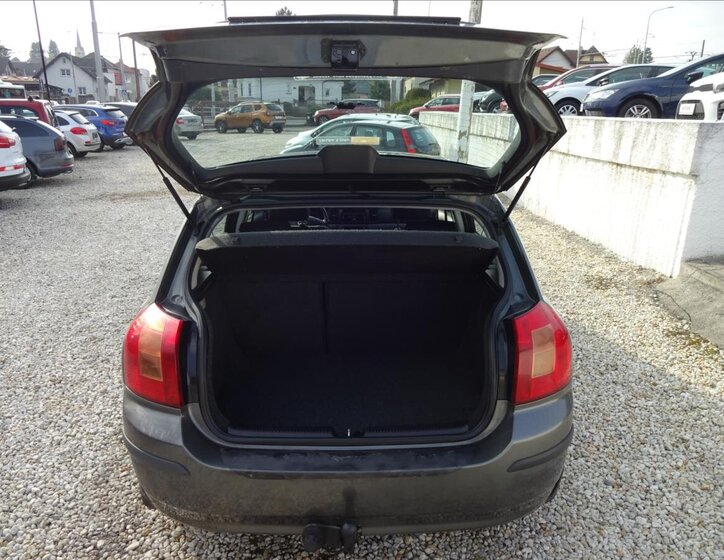 Toyota Corolla Hatchback 1,4 l 71 kw