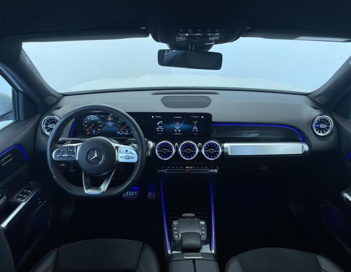 Mercedes-Benz GLB 13