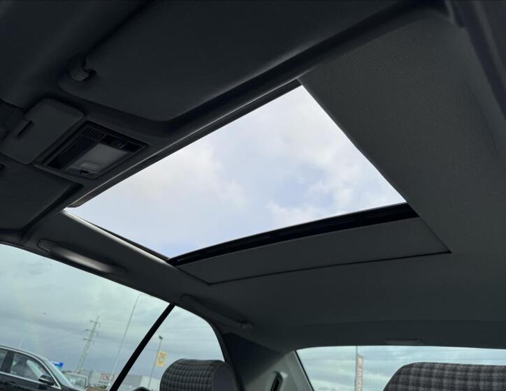 Mercedes-Benz 124 15