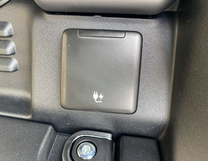 Land Rover Defender SUV / Terénní 3,0 l 258 kw