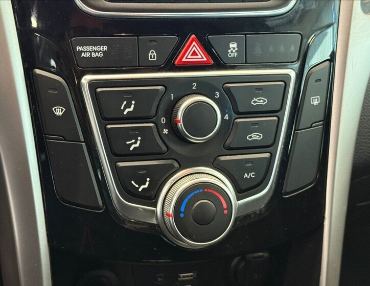 Hyundai i30 Kombi 1,6 l 88 kw