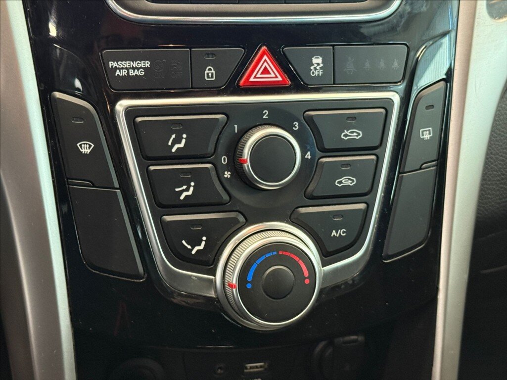 Hyundai i30 Kombi 1,6 l 88 kw