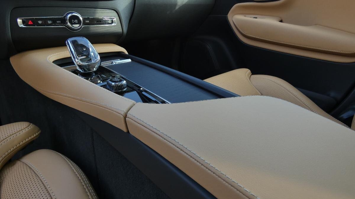 Volvo XC90 SUV / Terénní 2,0 l 173 kw