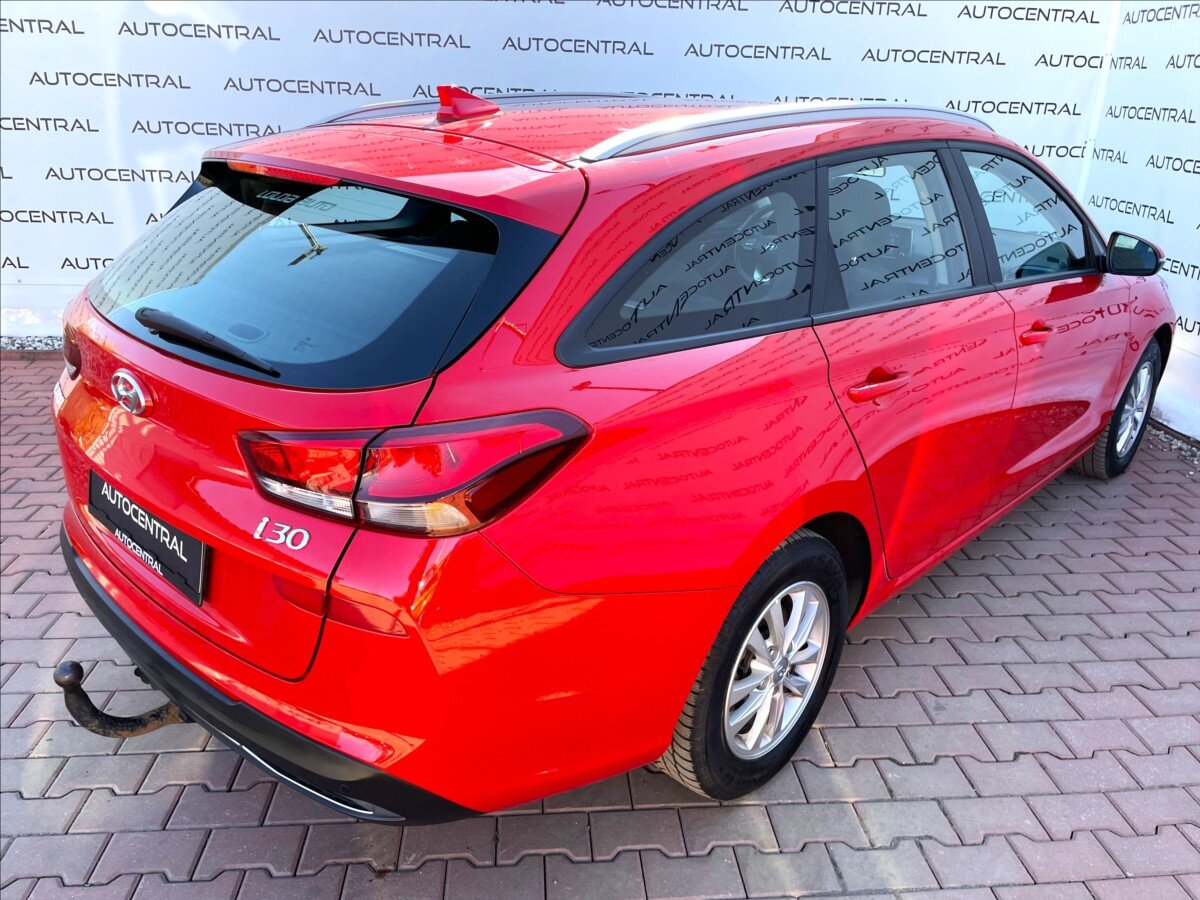 Hyundai i30 Kombi 998,0 88 kw
