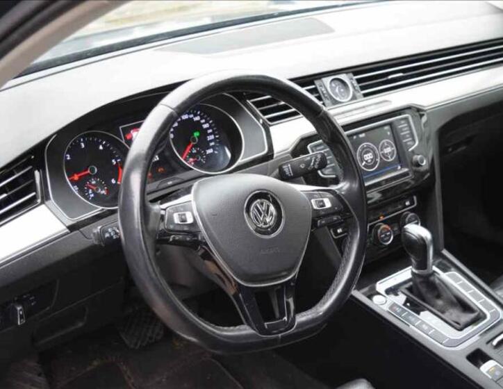 Volkswagen Passat CC 14