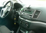 Volkswagen Sharan MPV 2,0 l 103 kw