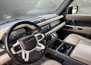 Land Rover Defender 9