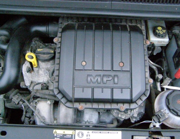 Volkswagen up! Hatchback 999,0 44 kw