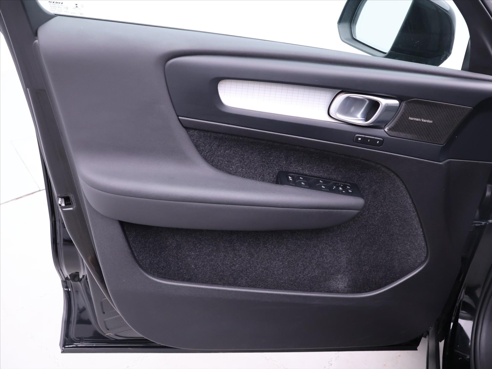 Volvo XC40 SUV 2,0 l 145 kw