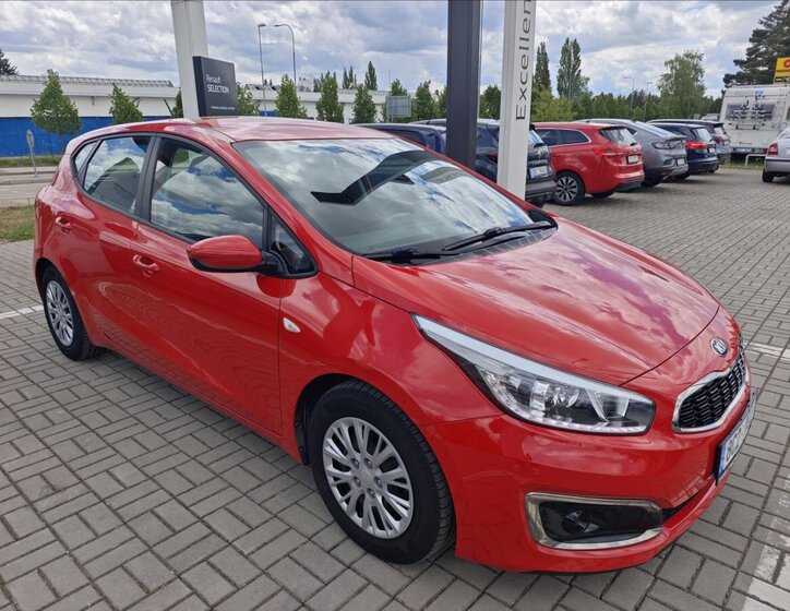 KIA Ceed Hatchback 1,6 l 100 kw