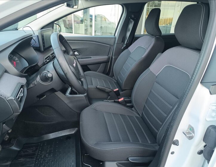 Dacia Jogger Kombi 999,0 67 kw