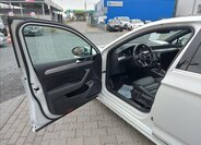 Volkswagen Passat 11