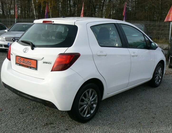 Toyota Yaris 6