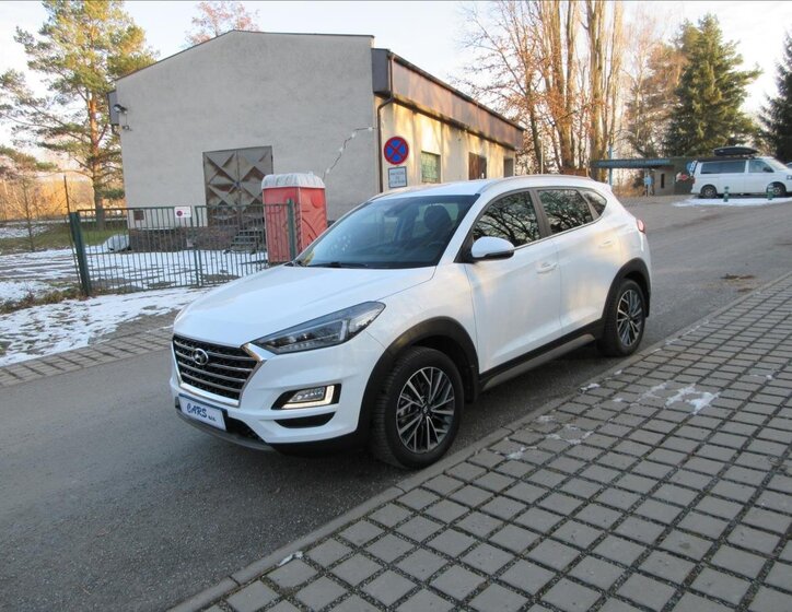 Hyundai Tucson SUV / Terénní 1,6 l 100 kw