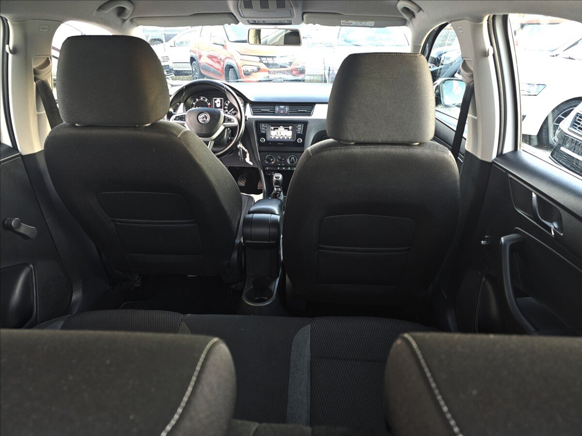 Škoda Rapid Sedan / Limuzína 1,2 l 81 kw