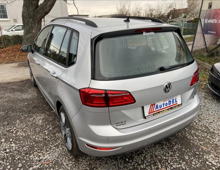 Volkswagen Golf Sportsvan MPV 1,6 l 81 kw