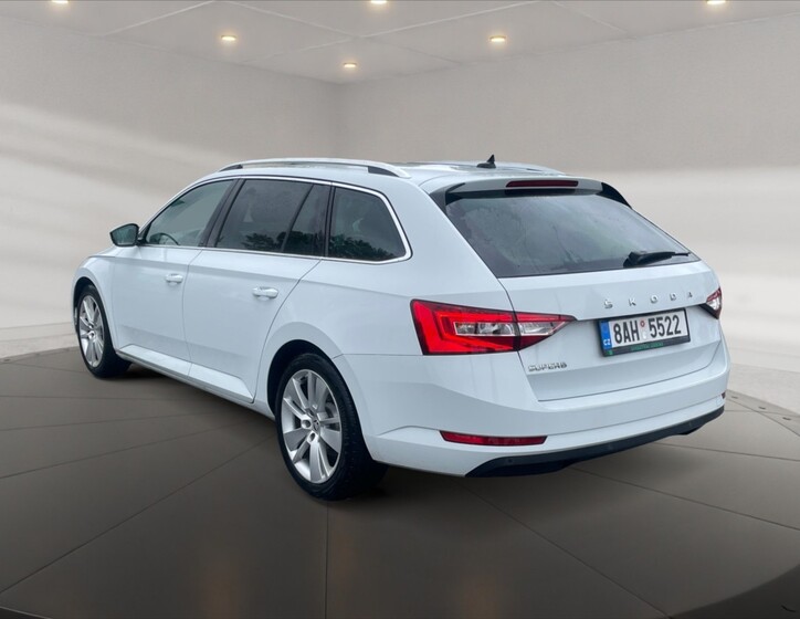 Škoda Superb 4