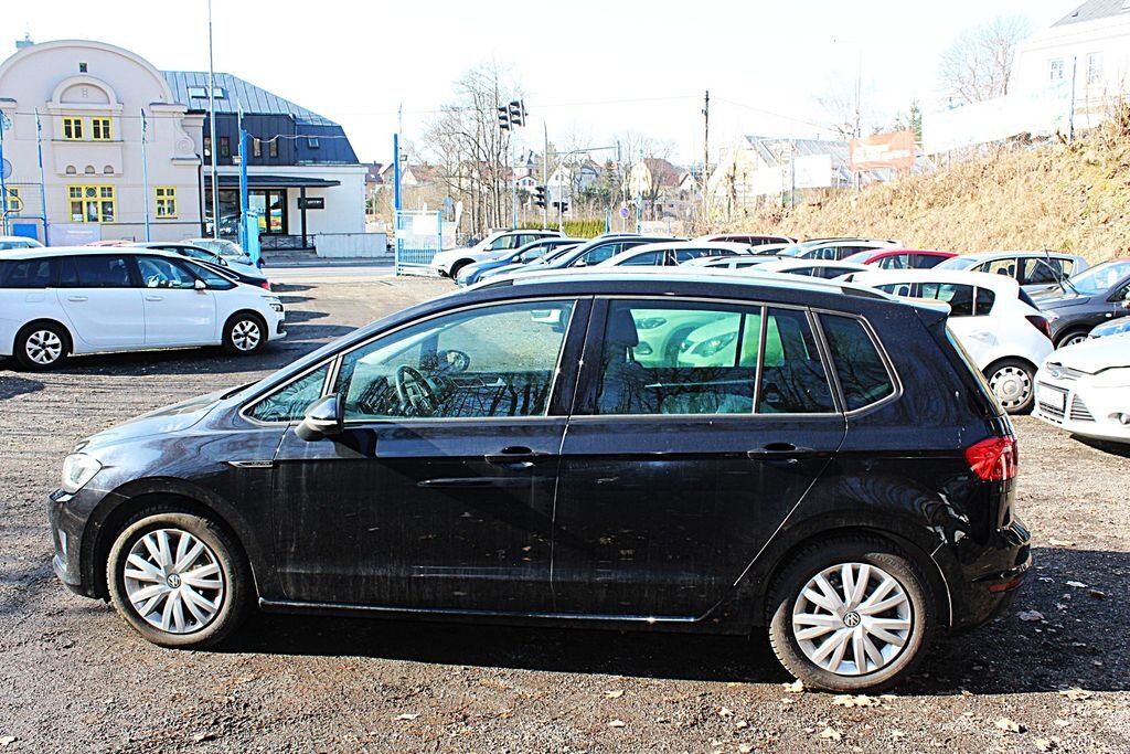 Volkswagen Golf Sportsvan Kombi 1,2 l 81 kw