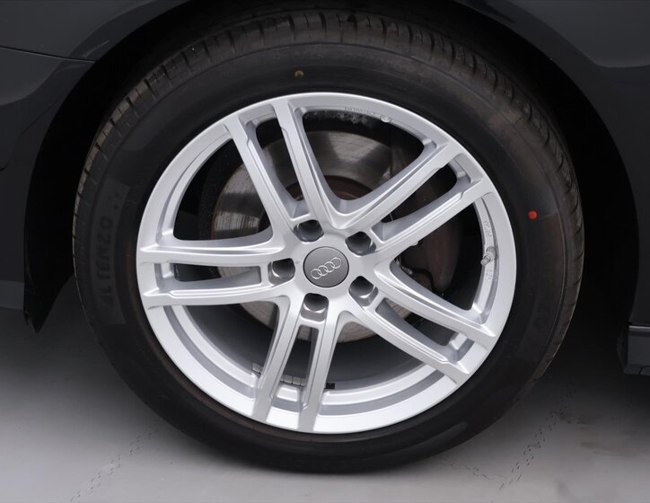 Audi A6 Kombi 2,0 l 140 kw