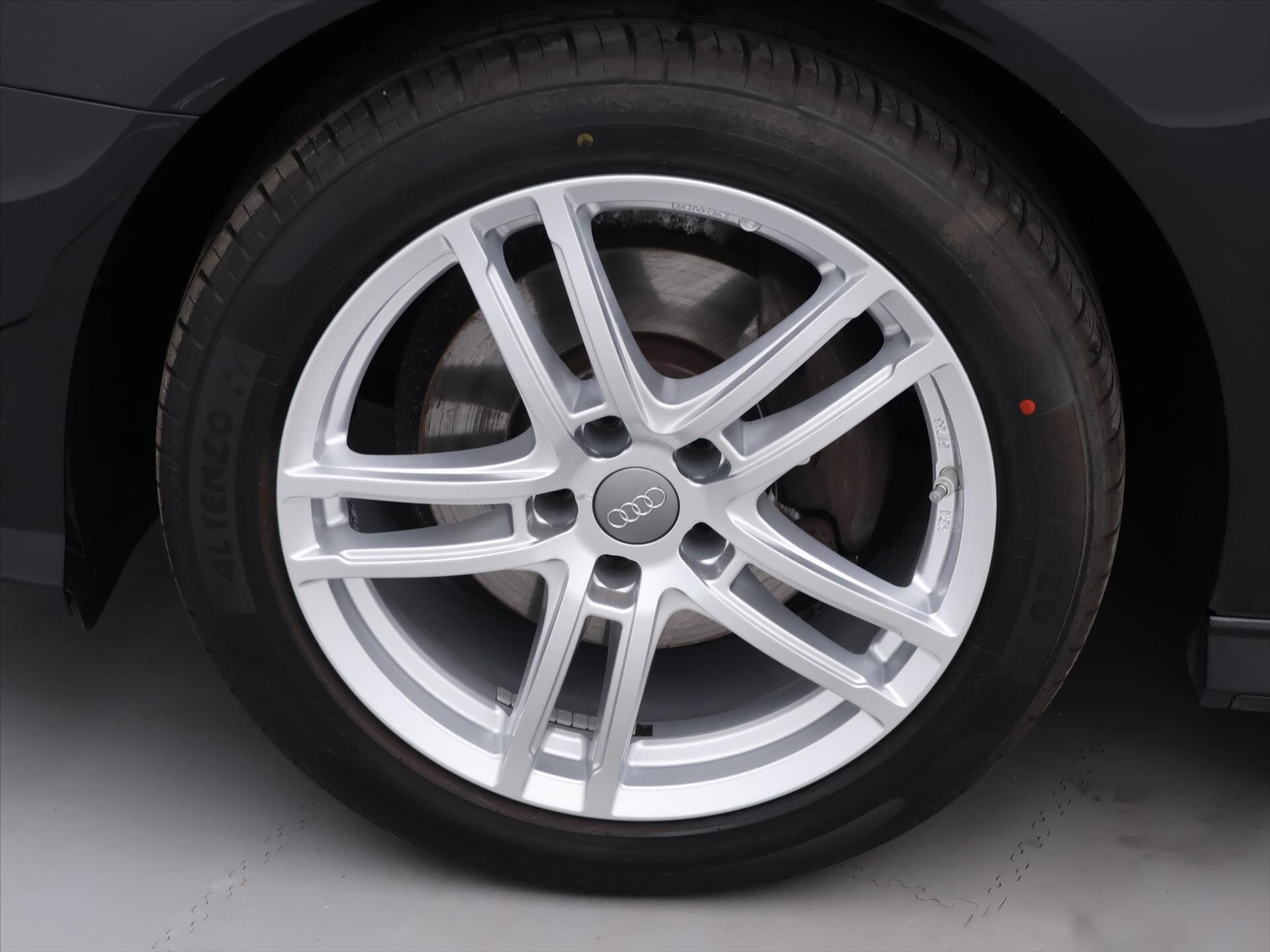Audi A6 Kombi 2,0 l 140 kw