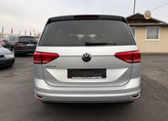 Volkswagen Touran 6