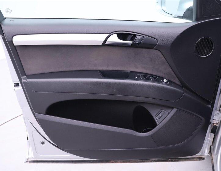 Audi Q7 SUV 3,0 l 176 kw