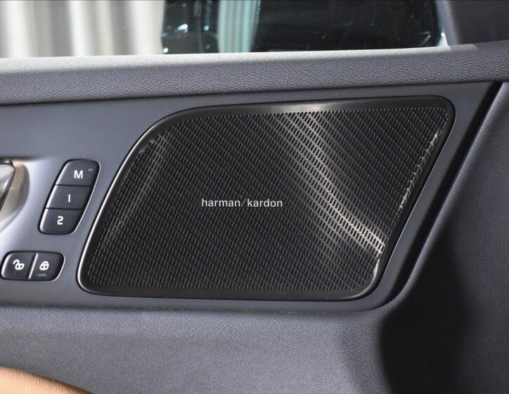 Volvo V60 Kombi 2,0 l 145 kw