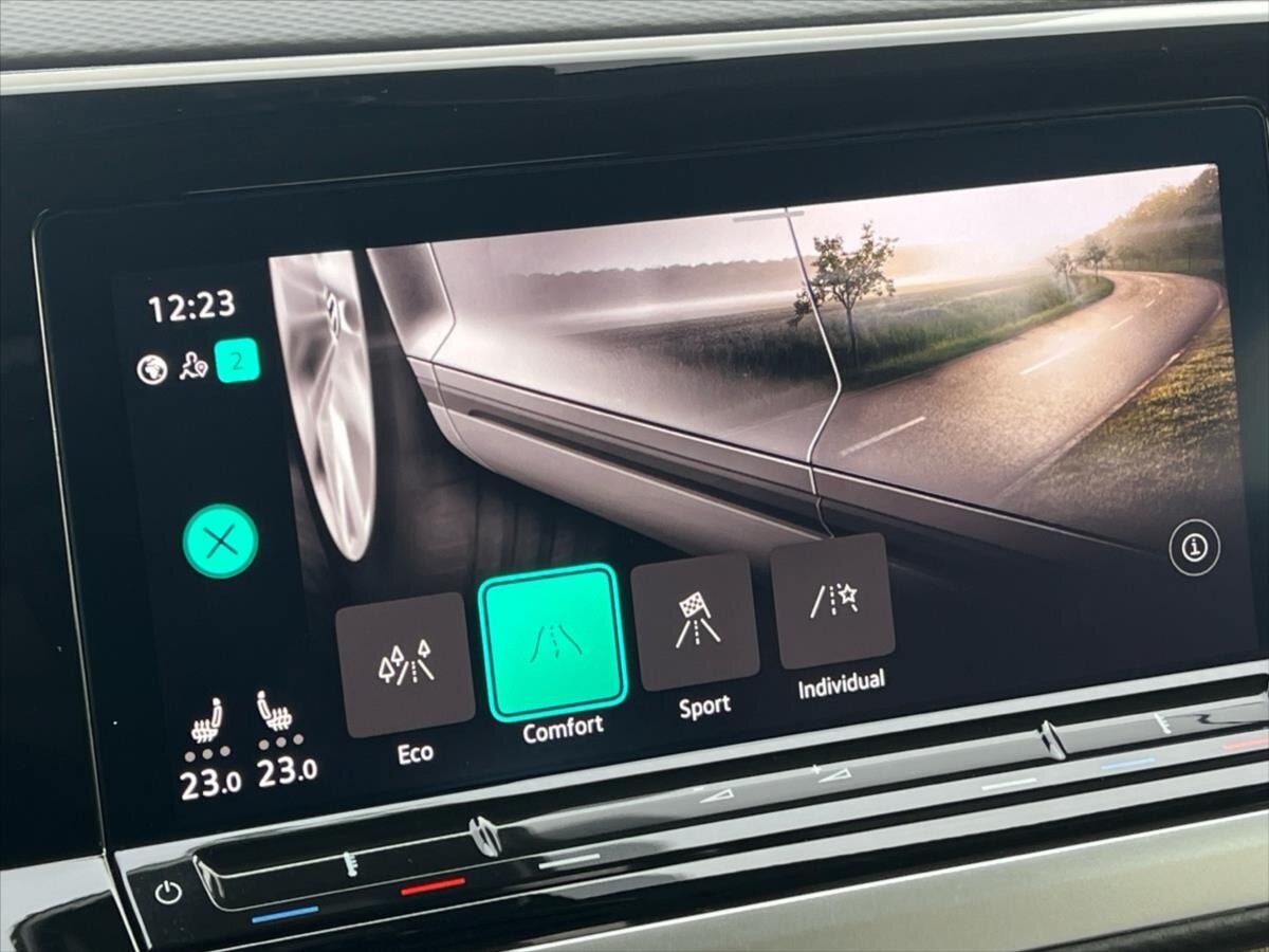 Volkswagen Multivan VAN-Minibus 2,0 l 150 kw