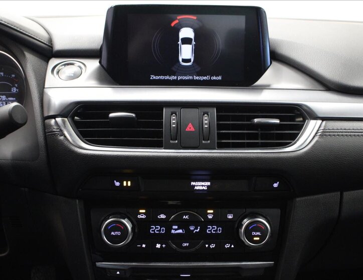 Mazda 6 Sedan 2,0 l 121 kw