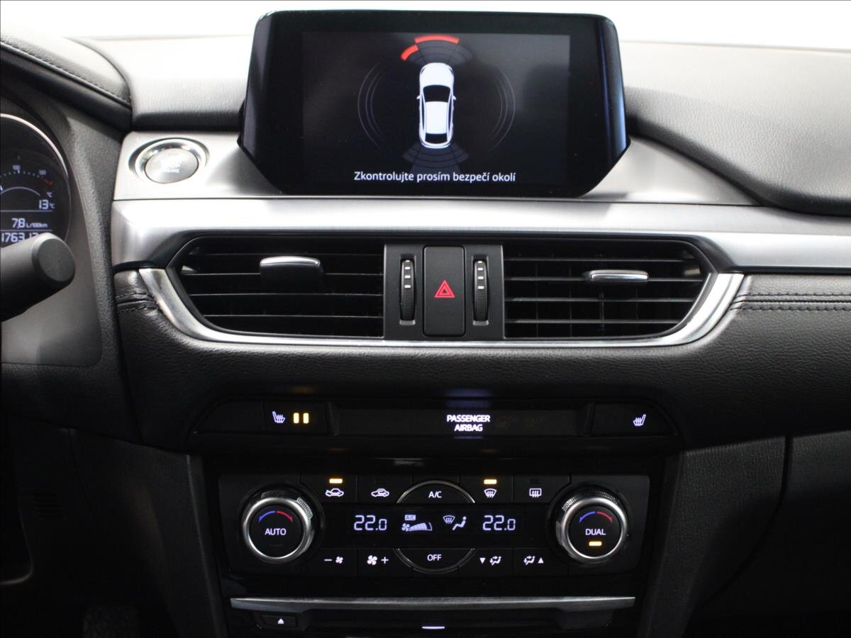 Mazda 6 Sedan 2,0 l 121 kw