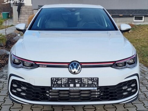 Volkswagen Golf Hatchback 2,0 l 180 kw