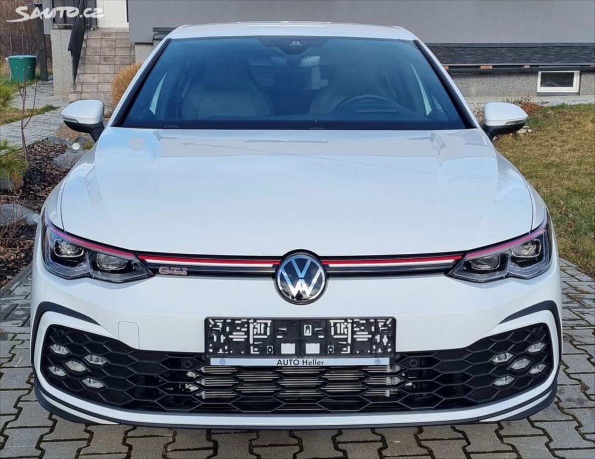 Volkswagen Golf Hatchback 2,0 l 180 kw