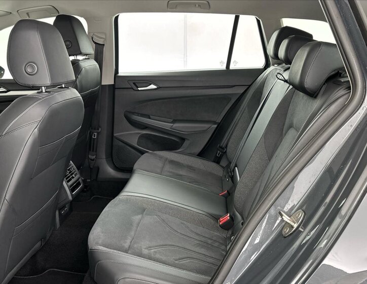 Volkswagen Golf Kombi 1,5 l 110 kw