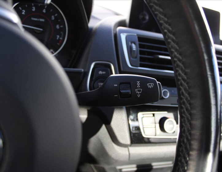 BMW Řada 2 Kupé 3,0 l 240 kw