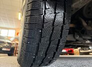 Ford Transit Custom Kombi 2,0 l 96 kw