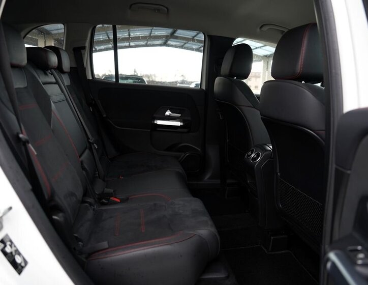 Mercedes-Benz GLB SUV / Terénní 2,0 l 110 kw