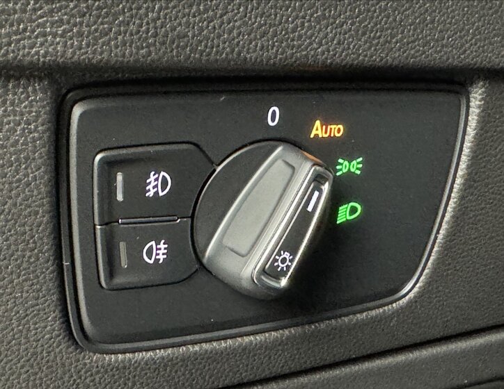 Volkswagen Passat Kombi 2,0 l 110 kw