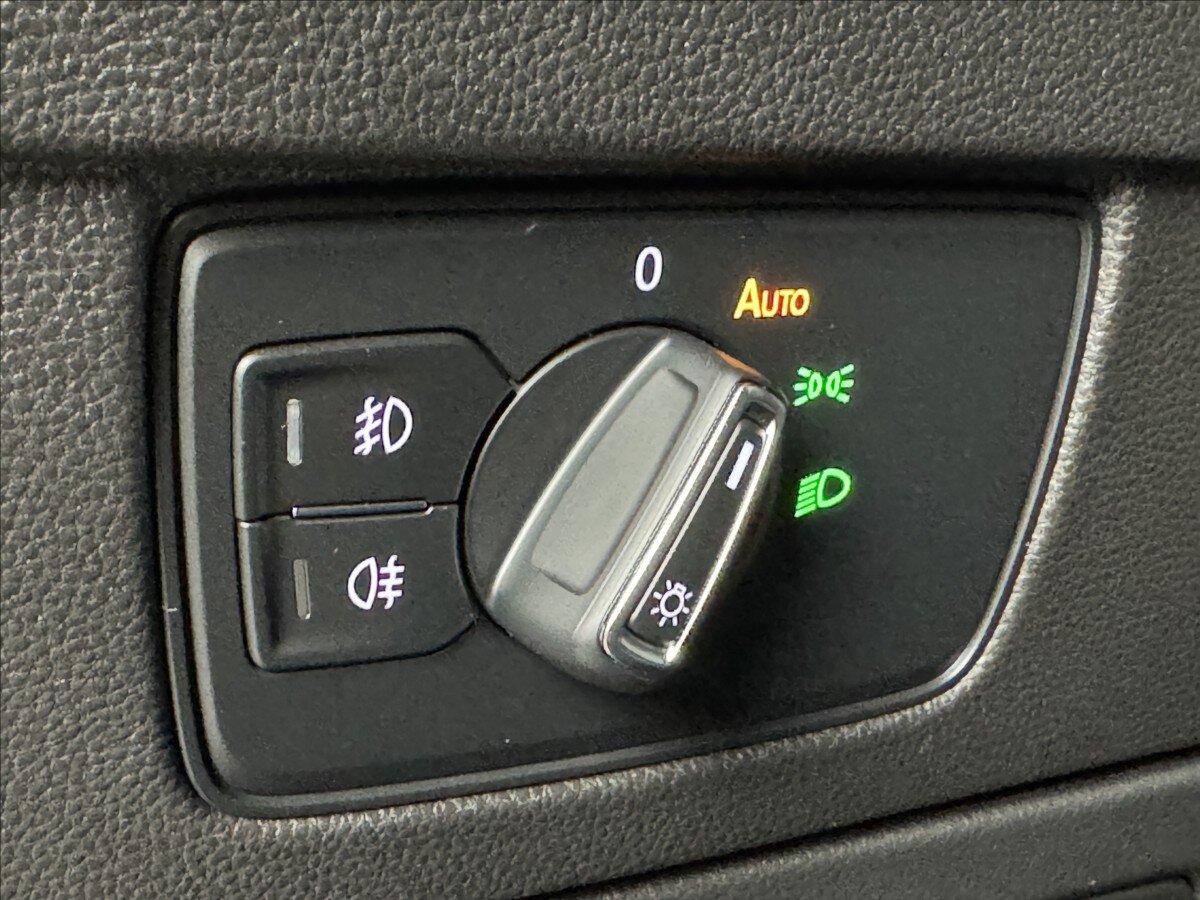 Volkswagen Passat Kombi 2,0 l 110 kw