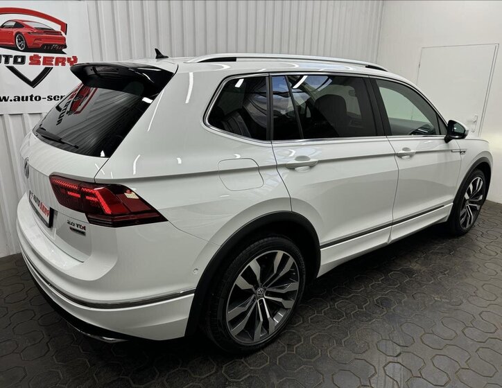 Volkswagen Tiguan Allspace 7