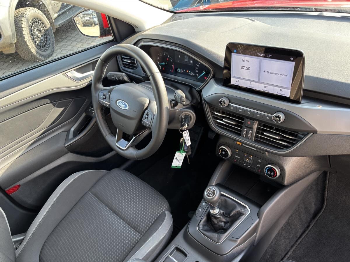 Ford Focus Kombi 999,0 92 kw