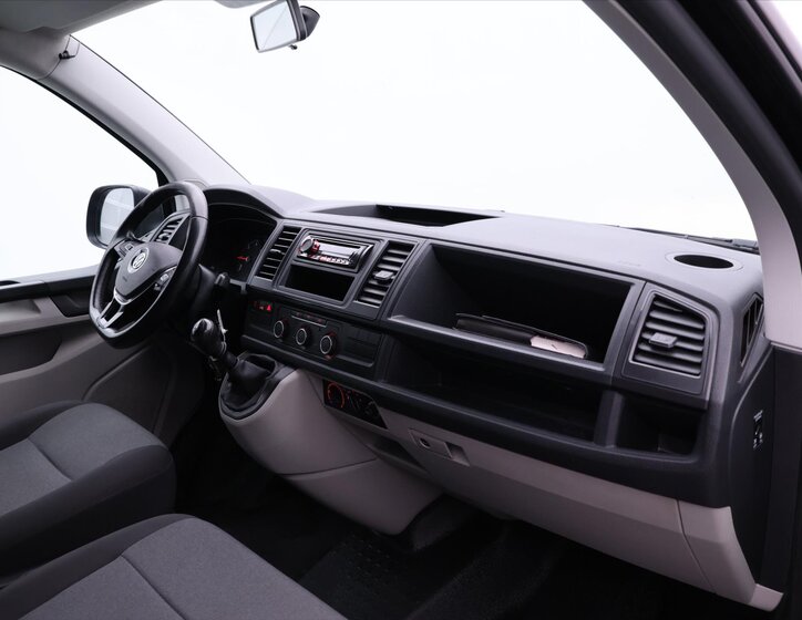 Volkswagen Transporter Kombi 2,0 l 75 kw